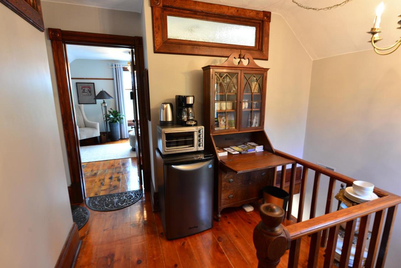 The Walnut Grove Bnb Harrow 외부 사진