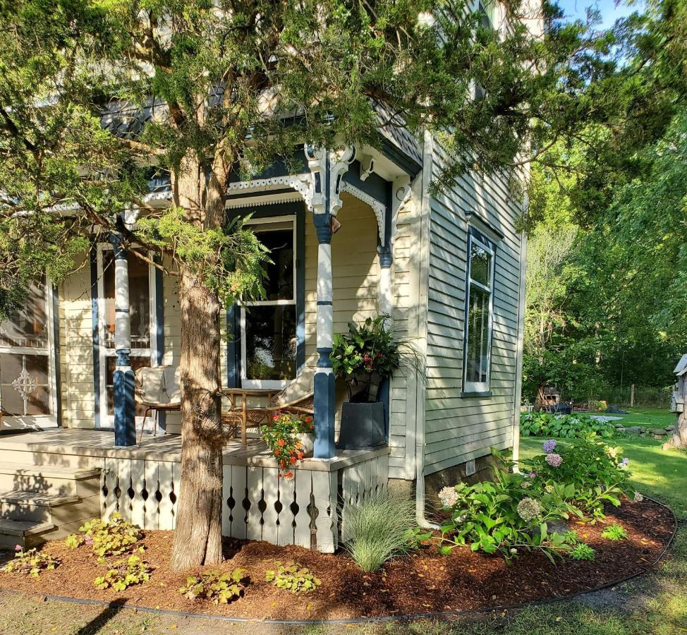 The Walnut Grove Bnb Harrow 외부 사진