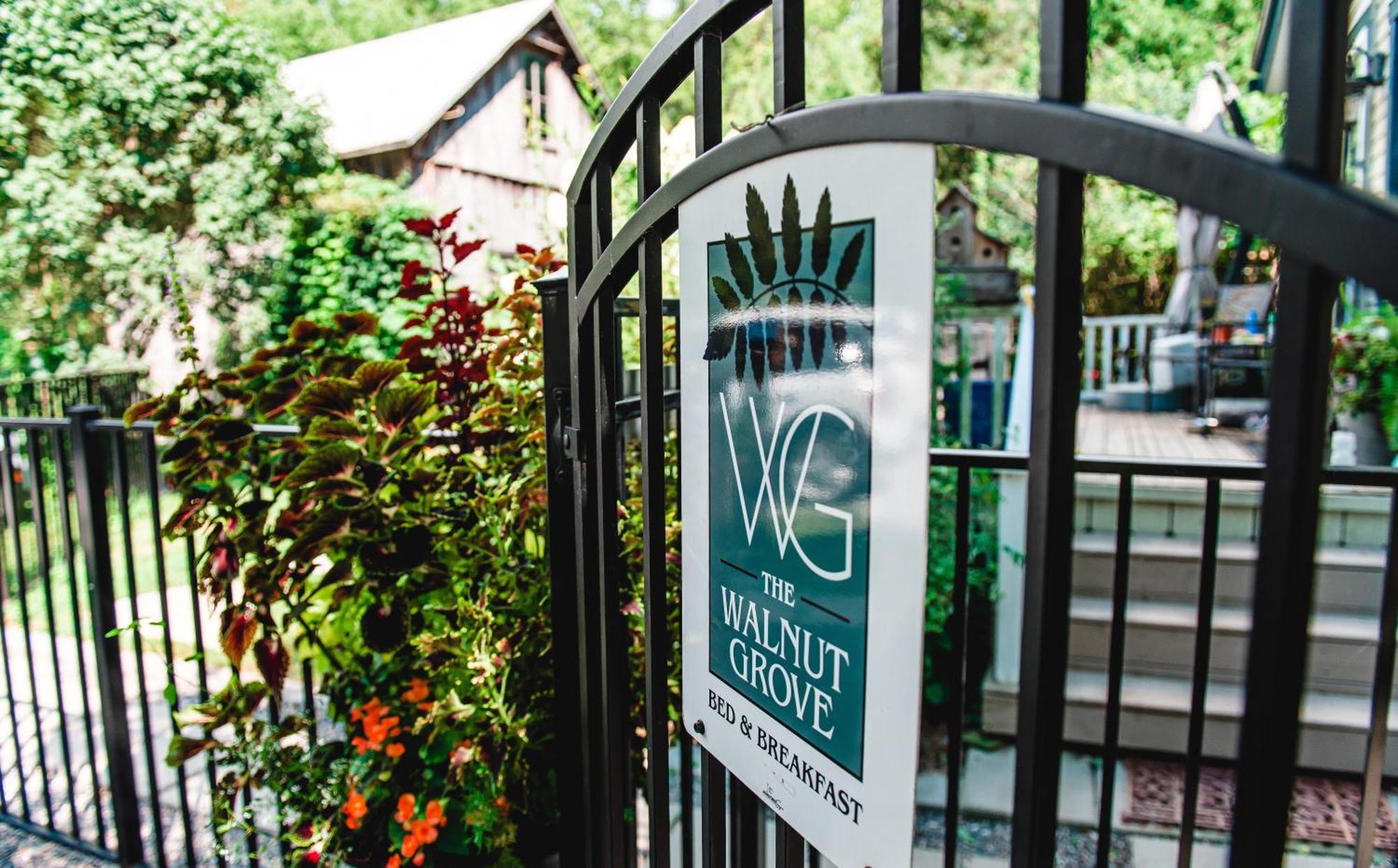 The Walnut Grove Bnb Harrow 외부 사진